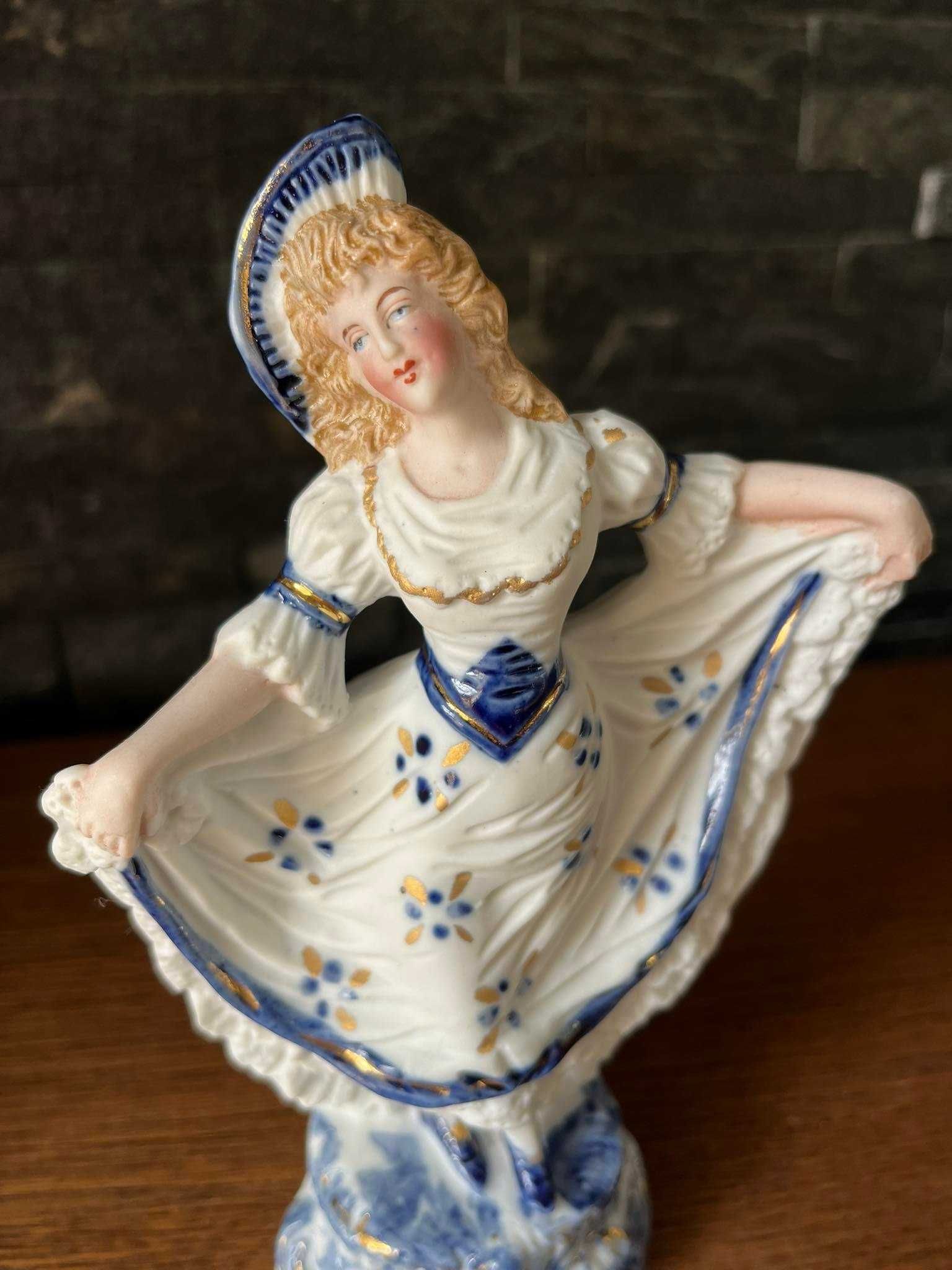 Dama figurka porcelana biskwitowa sygnowana