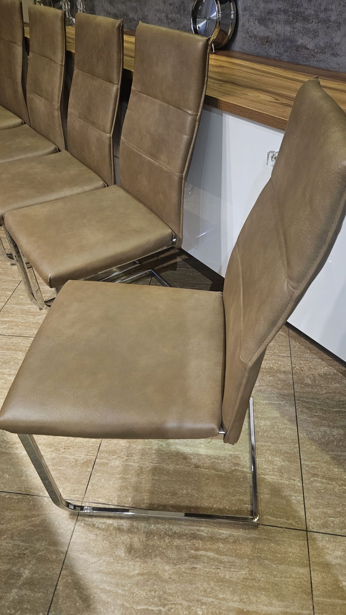Beliani krzesła rockford beżowe jasny brąz płozy ekoskóra krzesło 5szt