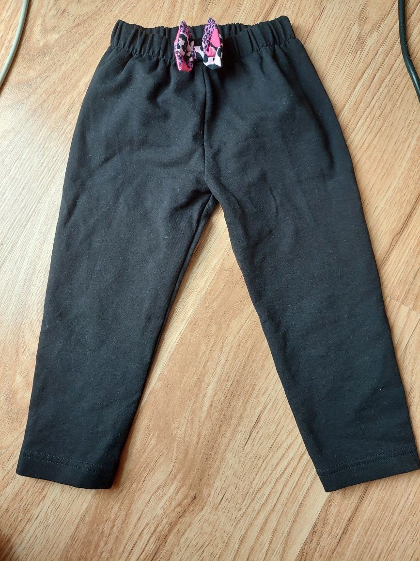 Nowe leginsy dino dini r. 92