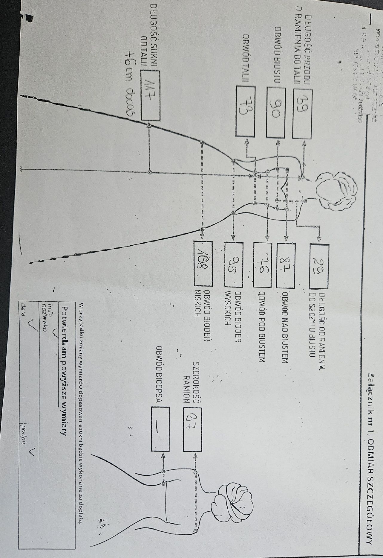 Suknia ślubna z brokatem