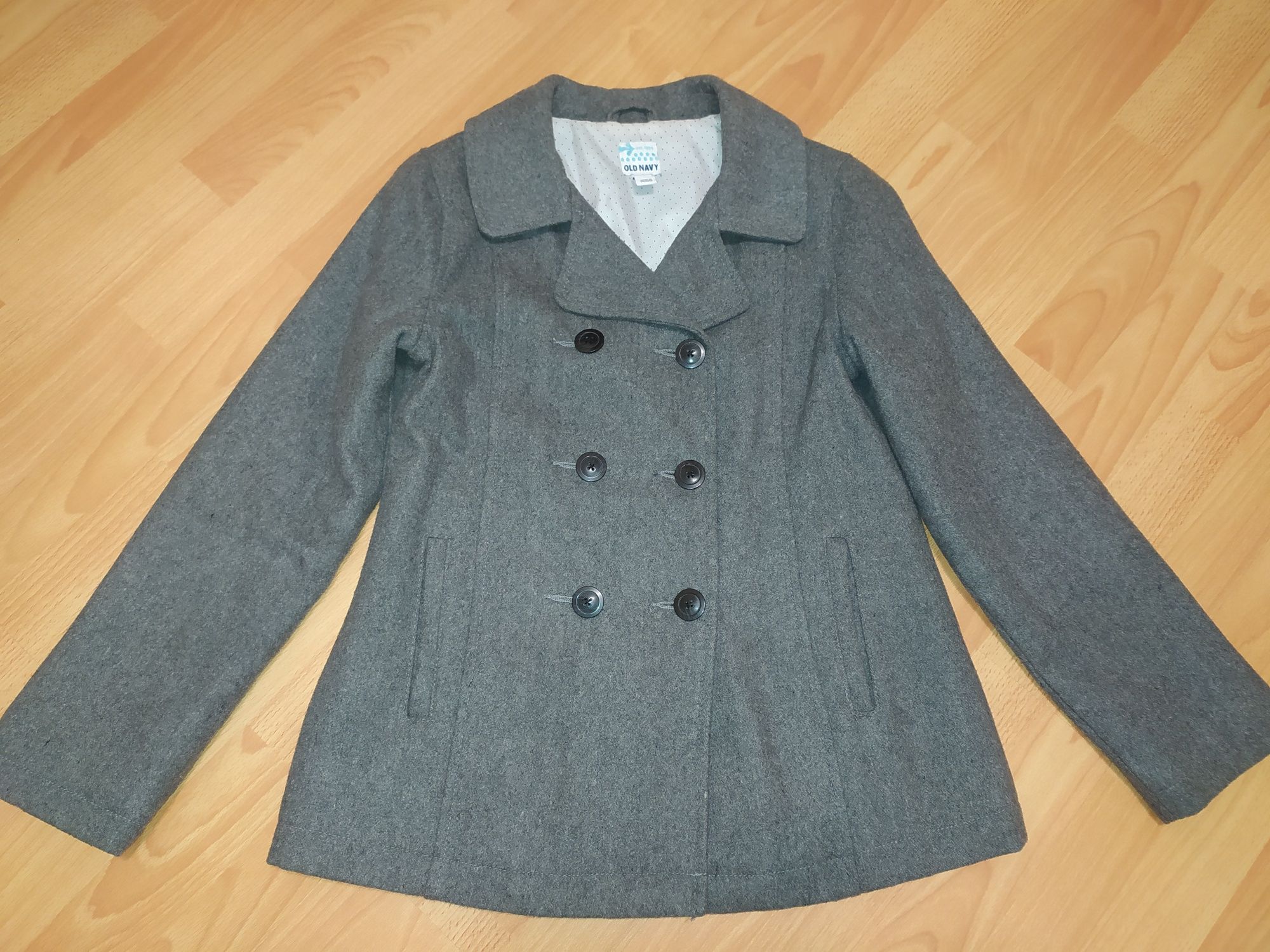 Продам пальто для девочки на рост 152-158 см + ПОДАРОК!.