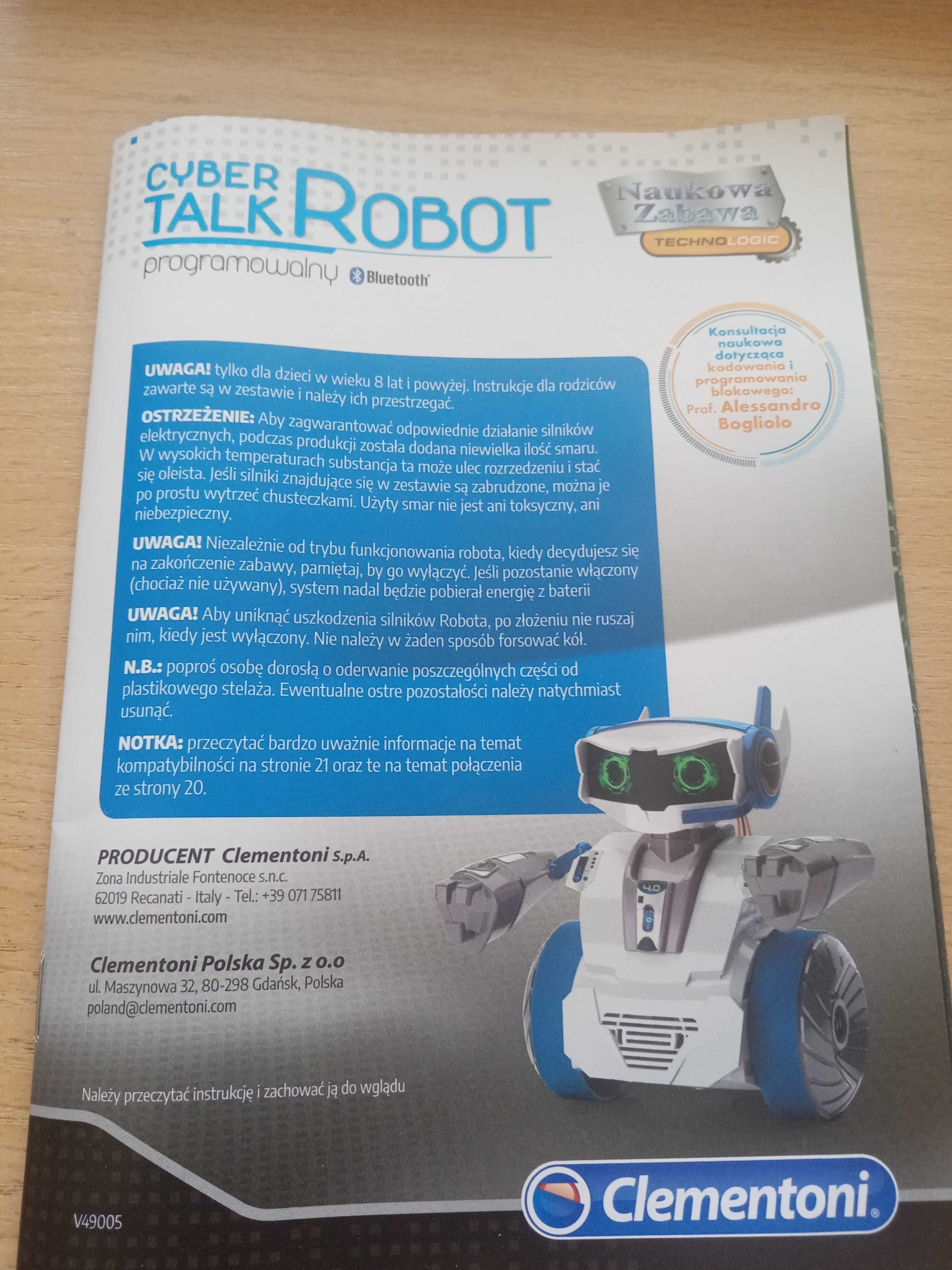 Clementoni "Cyber talk robot"
