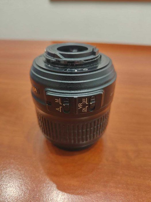 Об'єктів  Nikon Nikkor AF-S 18-55 G