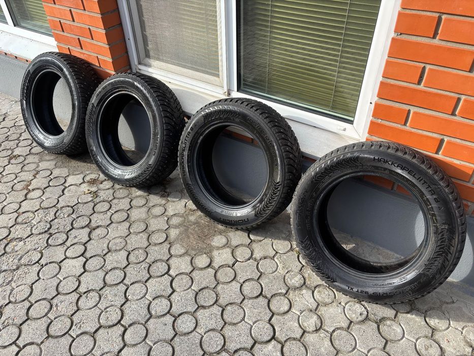 Зимняя резина шипованая Nokian Hakkapeliitta 8 шип, R15 185/65, шини