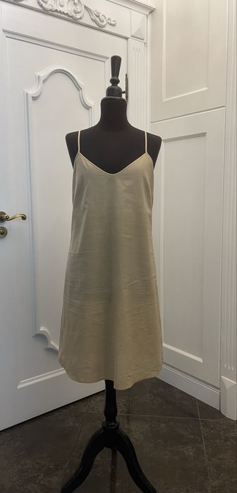 MAX MARA piękna sukienka z paskiem w talii, gipiura