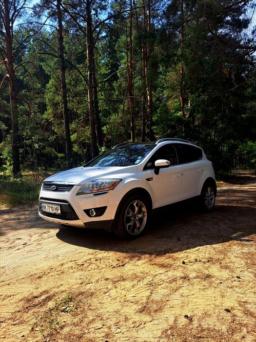 Машина FORD KUGA 2011