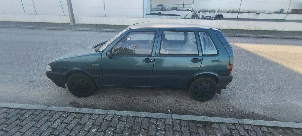 Vende-se Fiat uno
