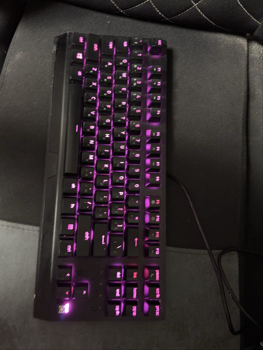 Продам клавіатуру Razer BlackWidow v3 TKL