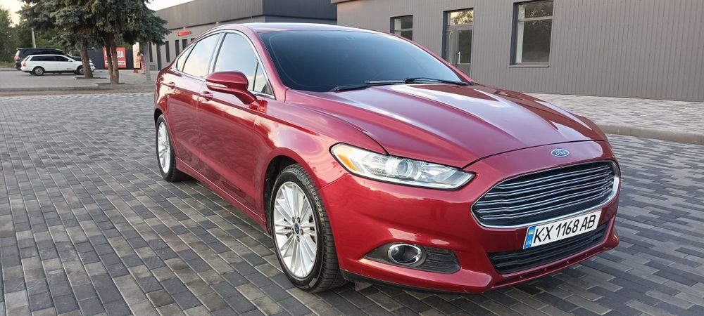 Форд ф'южин Америка