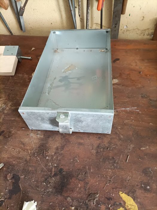 Fundo - relvado - campo , bolas , punhos  de matraquilhos novo