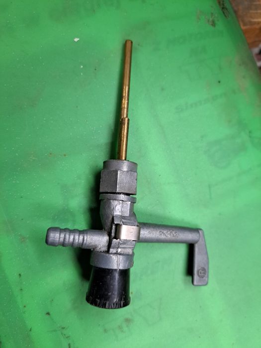 Wsk kranik z długą rączką