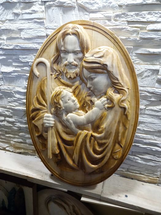 Swieta Rodzina-Plaskorzezba-Drewno