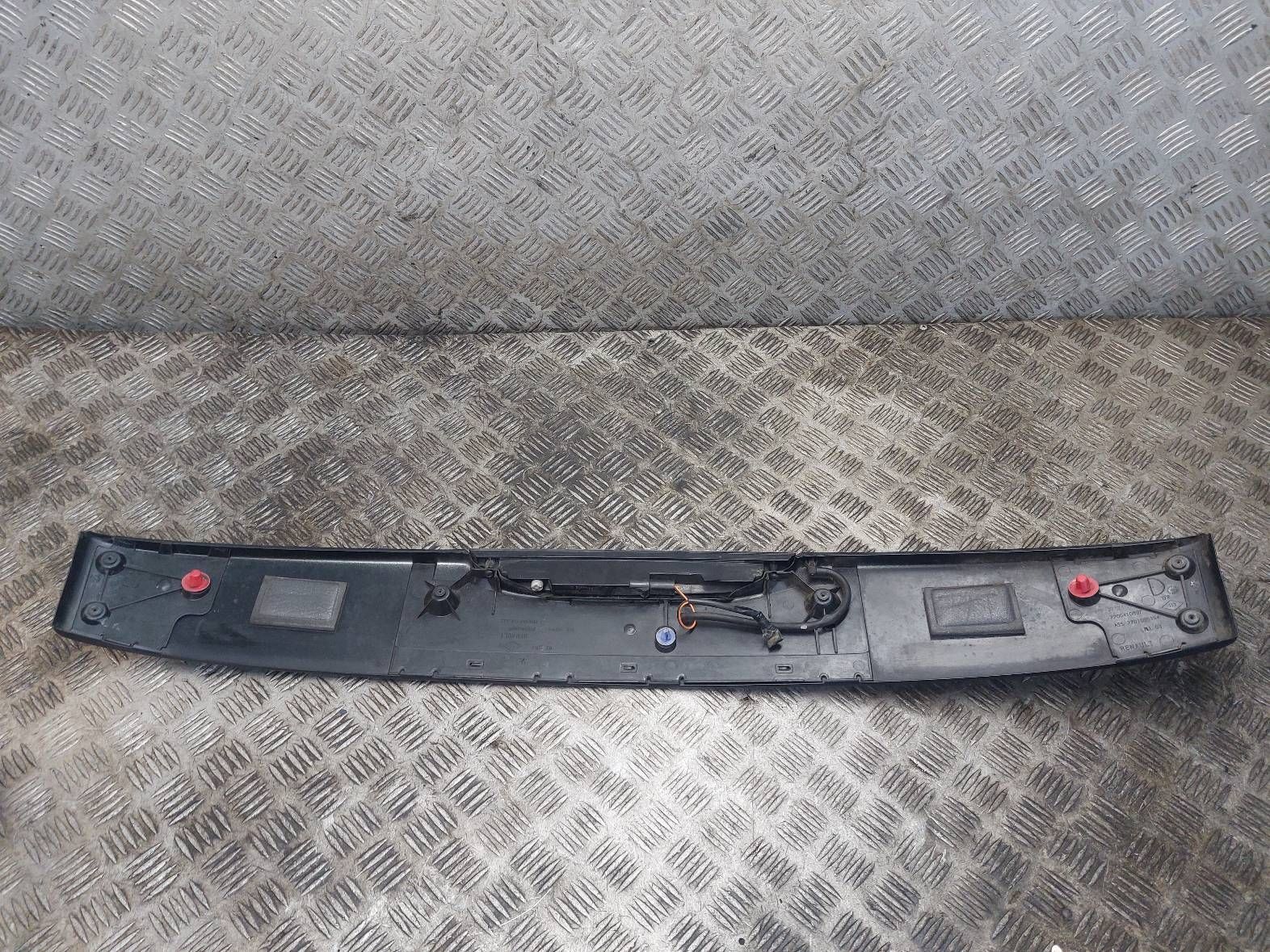 LOTKA SPOILER ŚWIATŁO STOP CLIO II 7700410753 7700410897 7700410897