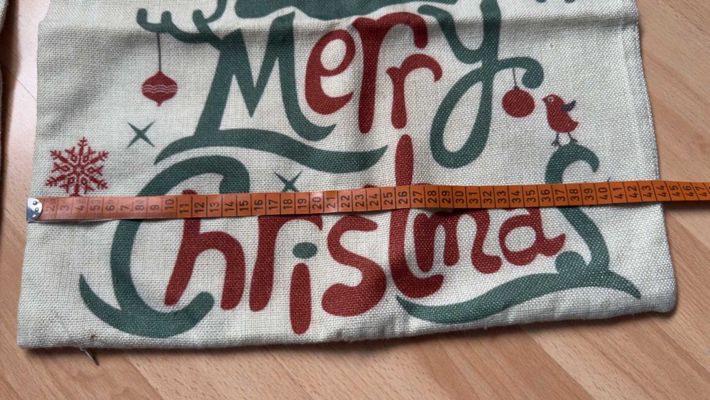 Świąteczne poszewki na poduszki 45x45cm