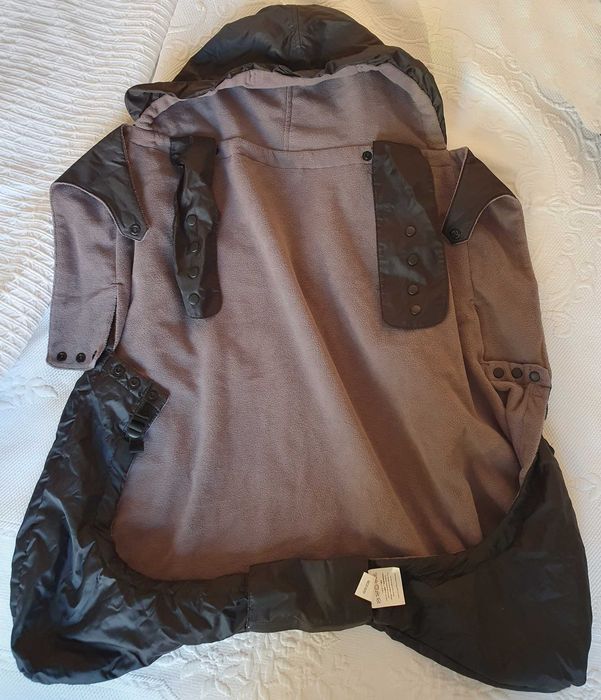 Capa Ergobaby protectora de frio e chuva para marsúpio