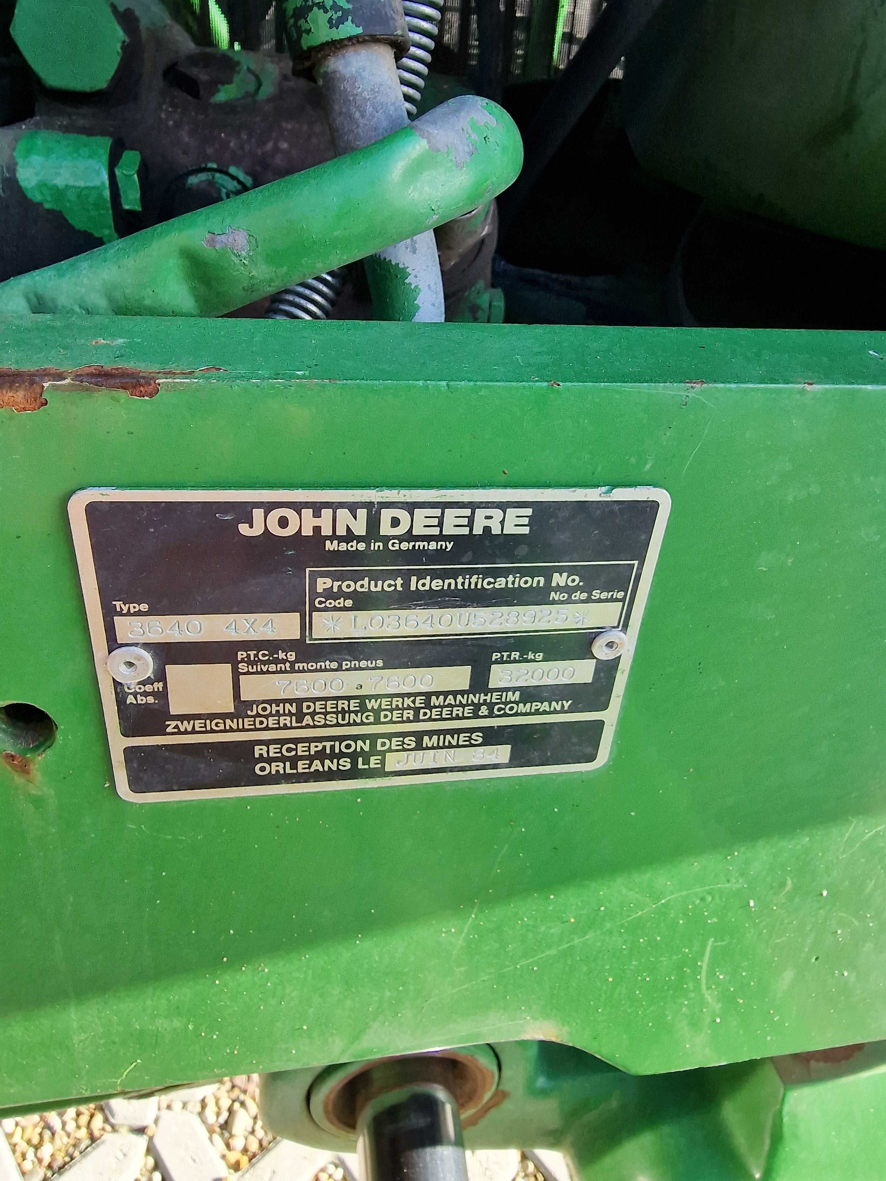 Ciągnik rolniczy John Deere 3640