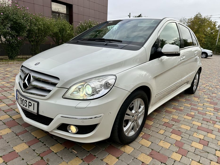 Mercedes Benz B Class