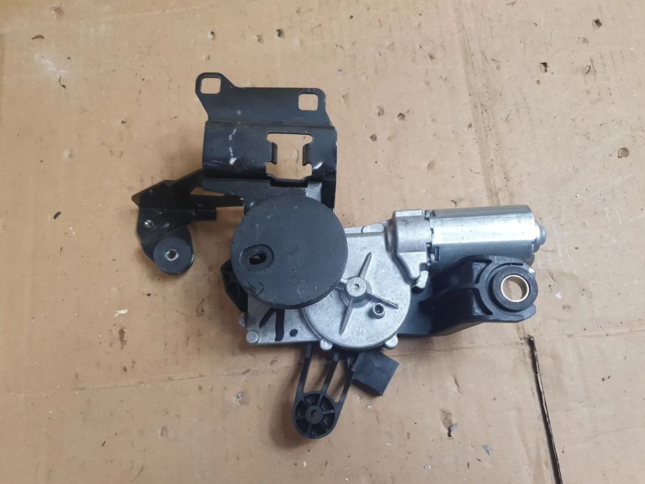 BMW E91 SILNICZEK WYCIERACZKI KLAPY TYŁ Z OTWIERANĄ SZYBĄ 04-12r 1397220905