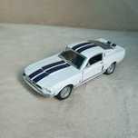 Металева машинка Ford Mustang Shelby GT500 1967, колекційна модель біл