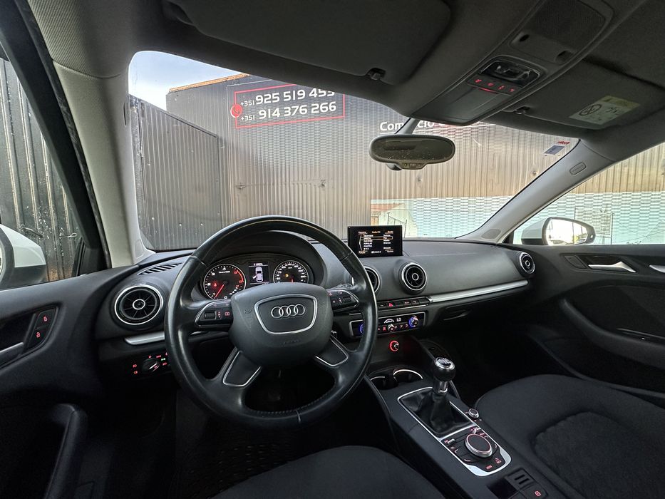 Audi A3 1.6 TDi ‘ Sportback ‘  GARANTIA !  / Nacional