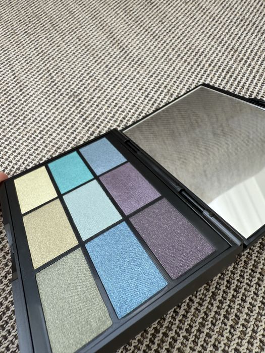Gosh 9 SHADES Shadow Collection paleta cieni do powiek 002 Have Fun
