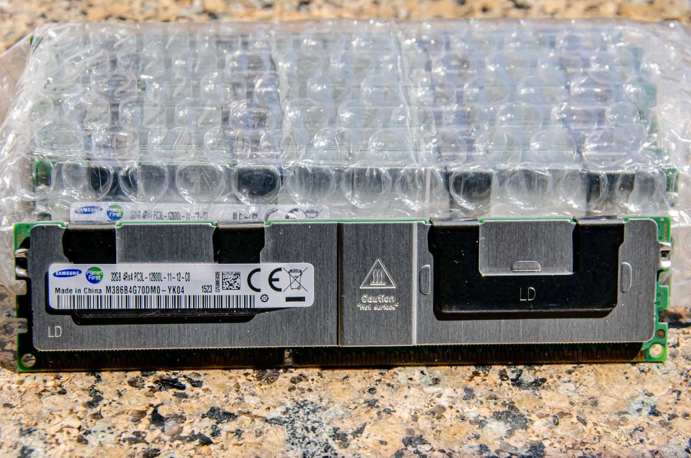 СЕРВЕРНАЯ память Samsung 32Gb 4Rx4 PC3L-12800L 1600MHz ECC (4шт.)