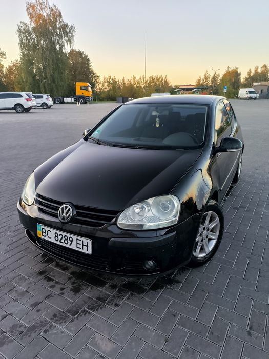 Volkswagen Golf 5 гольф