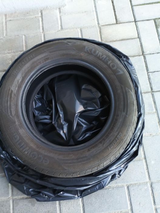 Komplet opony letnie Kumho Ecowing ES01KH27 175/65R1486T-używane 4500k