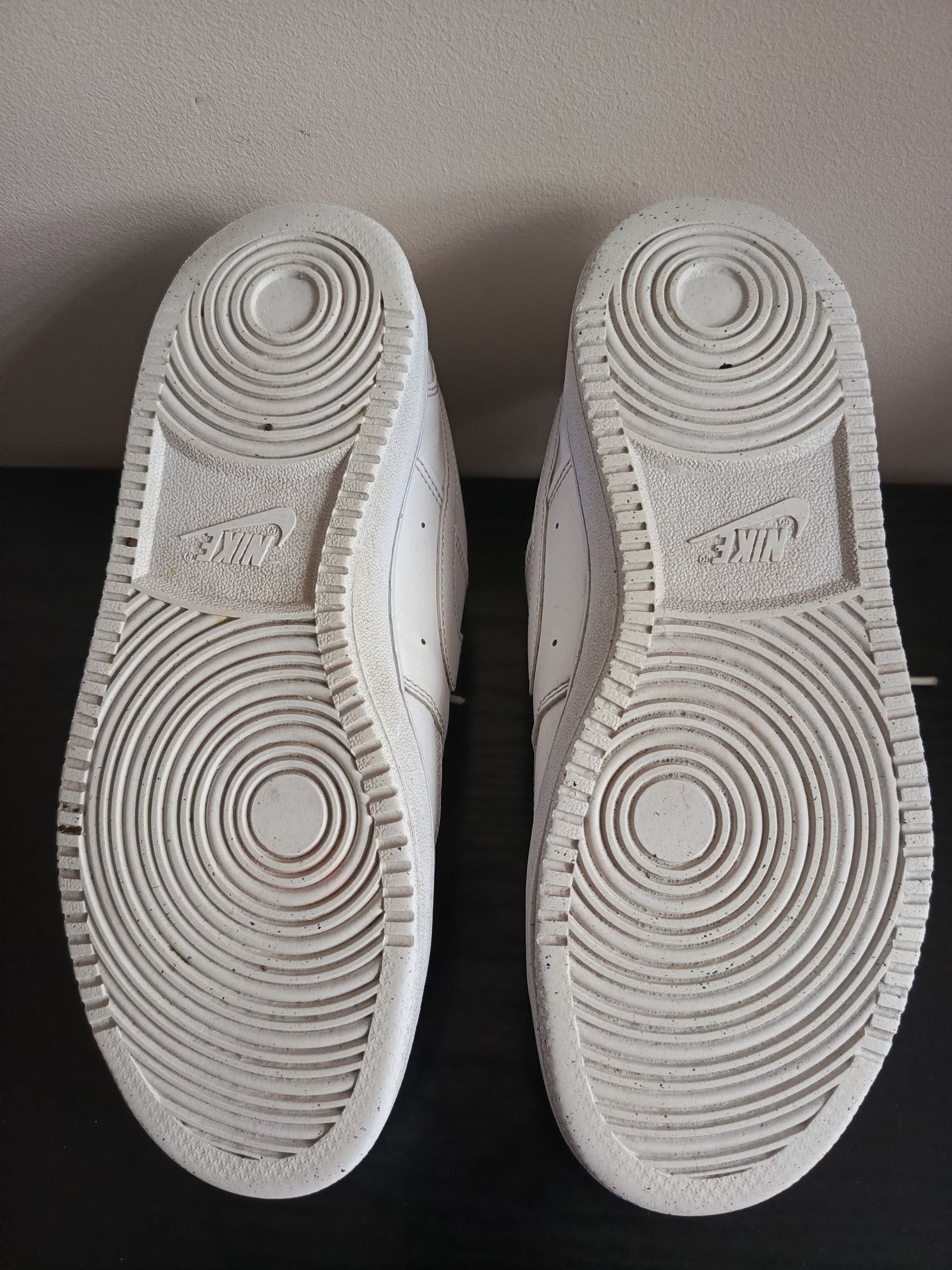Nike court vision low 40