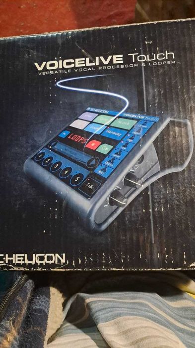 Вокальний процесор TC-Helicon VoiceLive Touch