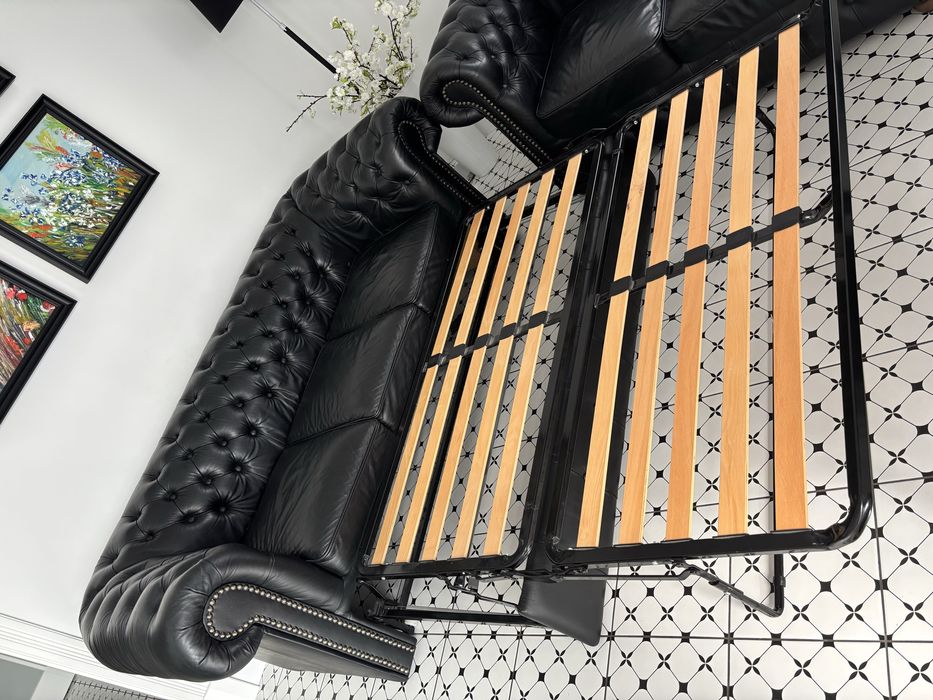 Sofa Chesterfield 3+2 z funkcją  spania .Skora naturalna cielęca.