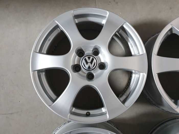 Alufelgi VW 17" Passat b6 b7 b8 T4 Golf VII Caddy Touran Tiguan 5x112
