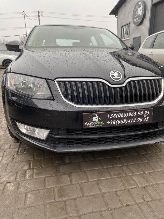 Передній бампер,фари капот Skoda Octavia A7,Октавія а7