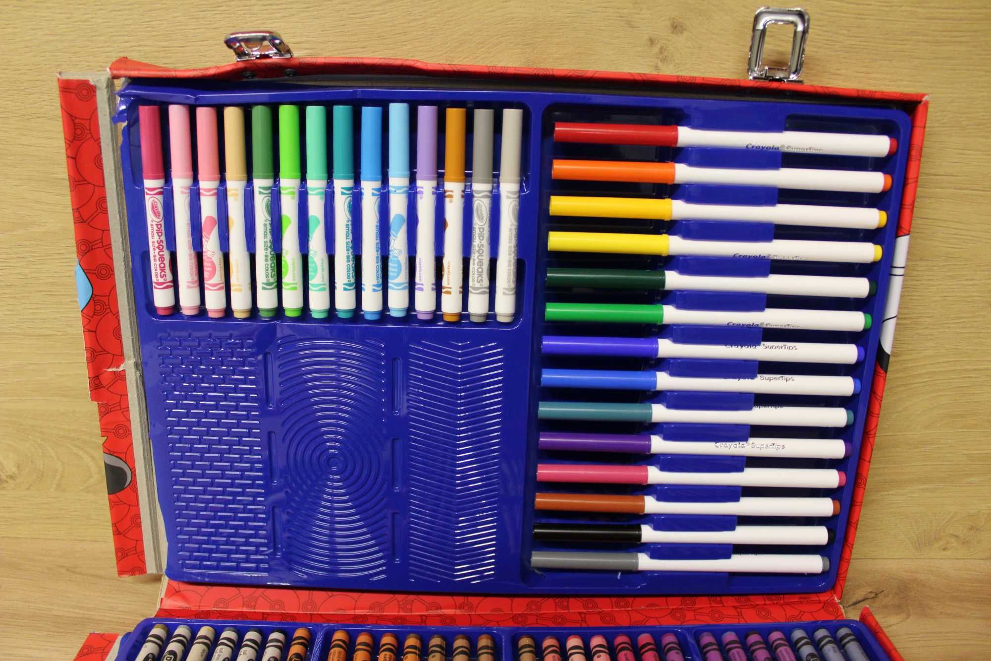 Crayola Pokemony Zestaw Kredki Pisaki W Walizce