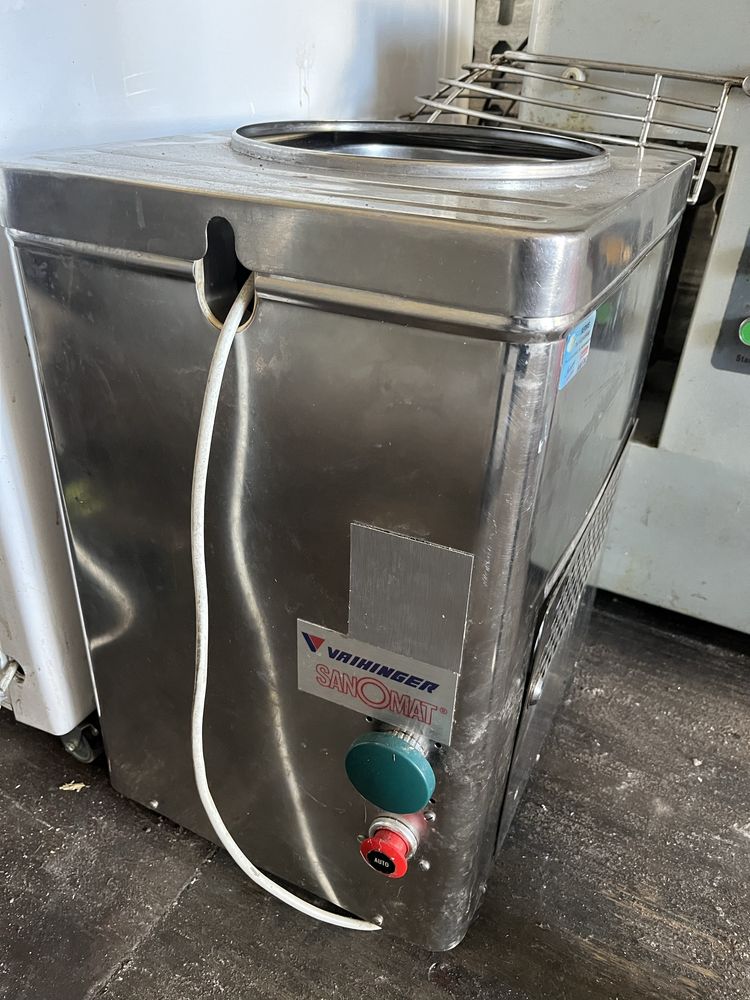 Sanomat Plus 5L Maszyna Automat do ubijania bitej śmietany lodziarnia