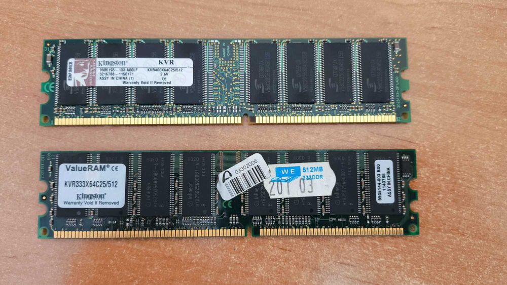Pamięć RAM Kingston KVR400X64C25/512, KVR333X64C25/512