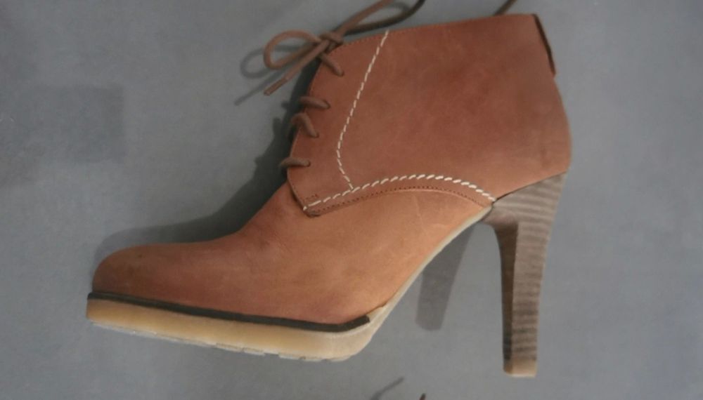Buty KAZAR kolor koniak 37