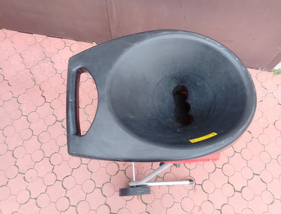 подрібнювач гілок садовий atika variolux шредер дробилка