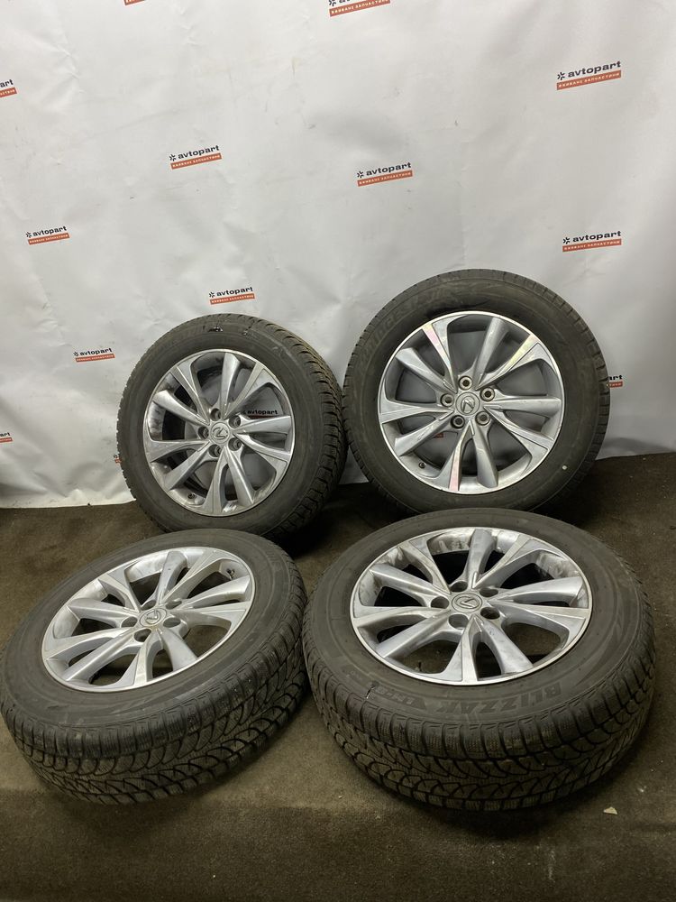 Колеса шини диски в зборі Lexus Toyota R18