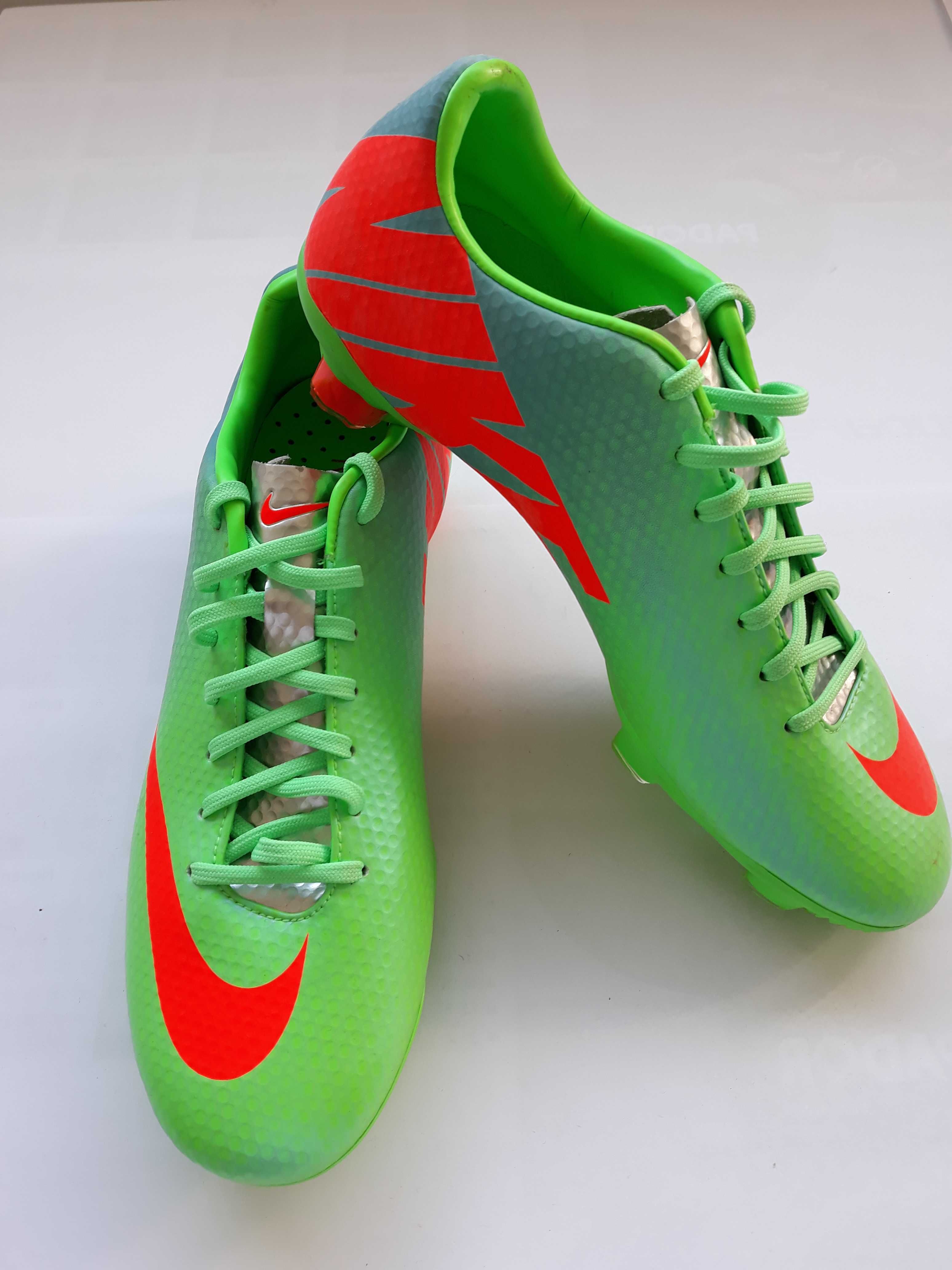 Chuteiras Futebol Nike Mercurial Veloce - n.º 39 - edição em Carbono