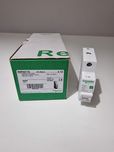 12 disjuntor resi9 1P 16A C schneider R9F64116