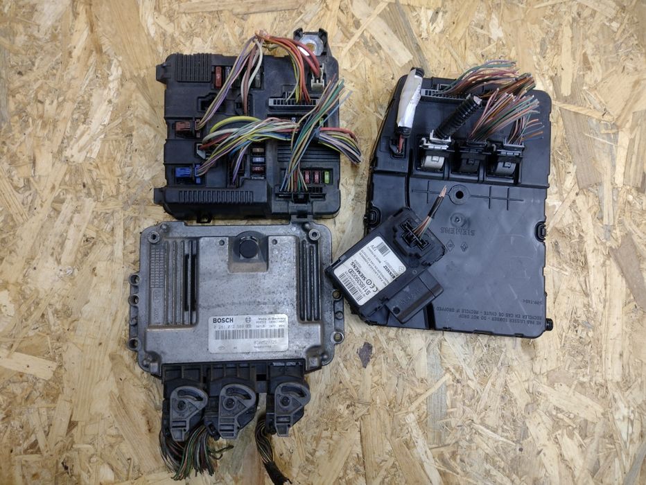 Renault Scenic II 1.9 dCi zestaw startowy sterownik