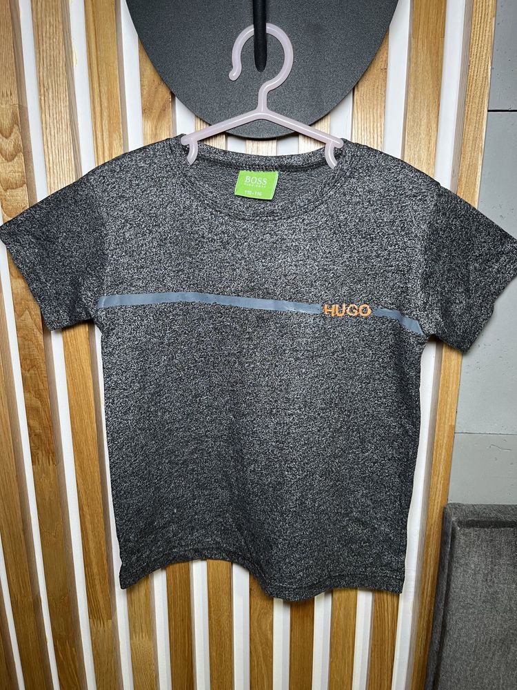 Hugo BOSS 110/116 cm t-shirt