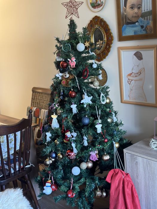 Arvore de Natal com enfeites