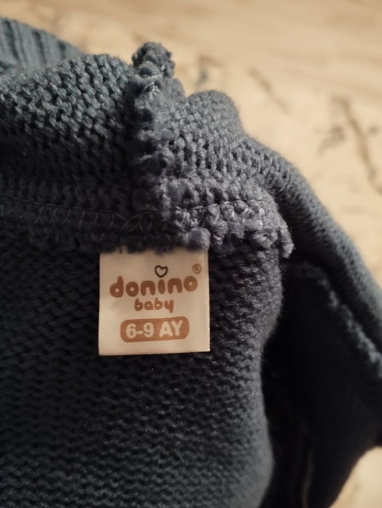Sweterek Domino rozmiar 74