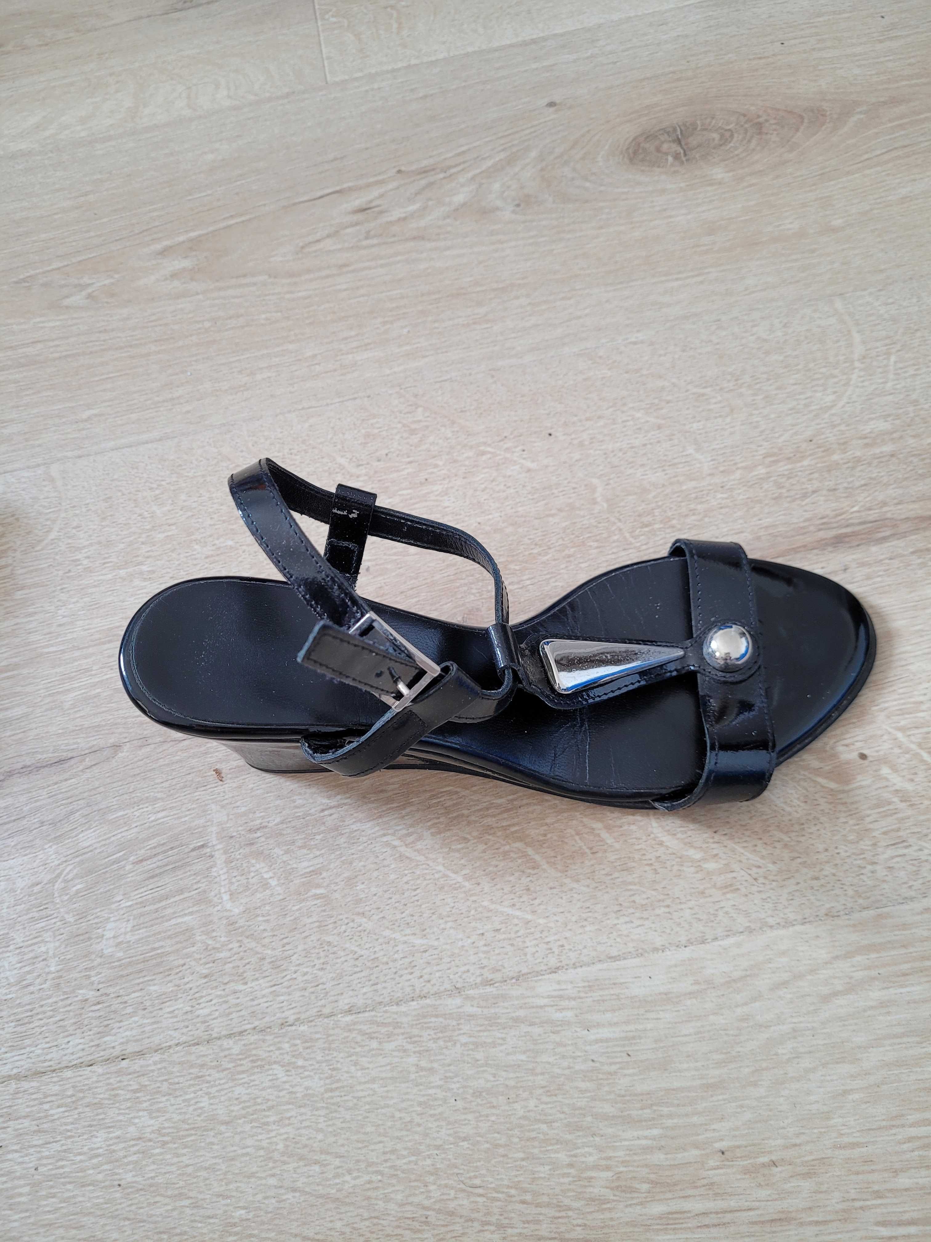 Sandały Prima Moda skórzane r. 36