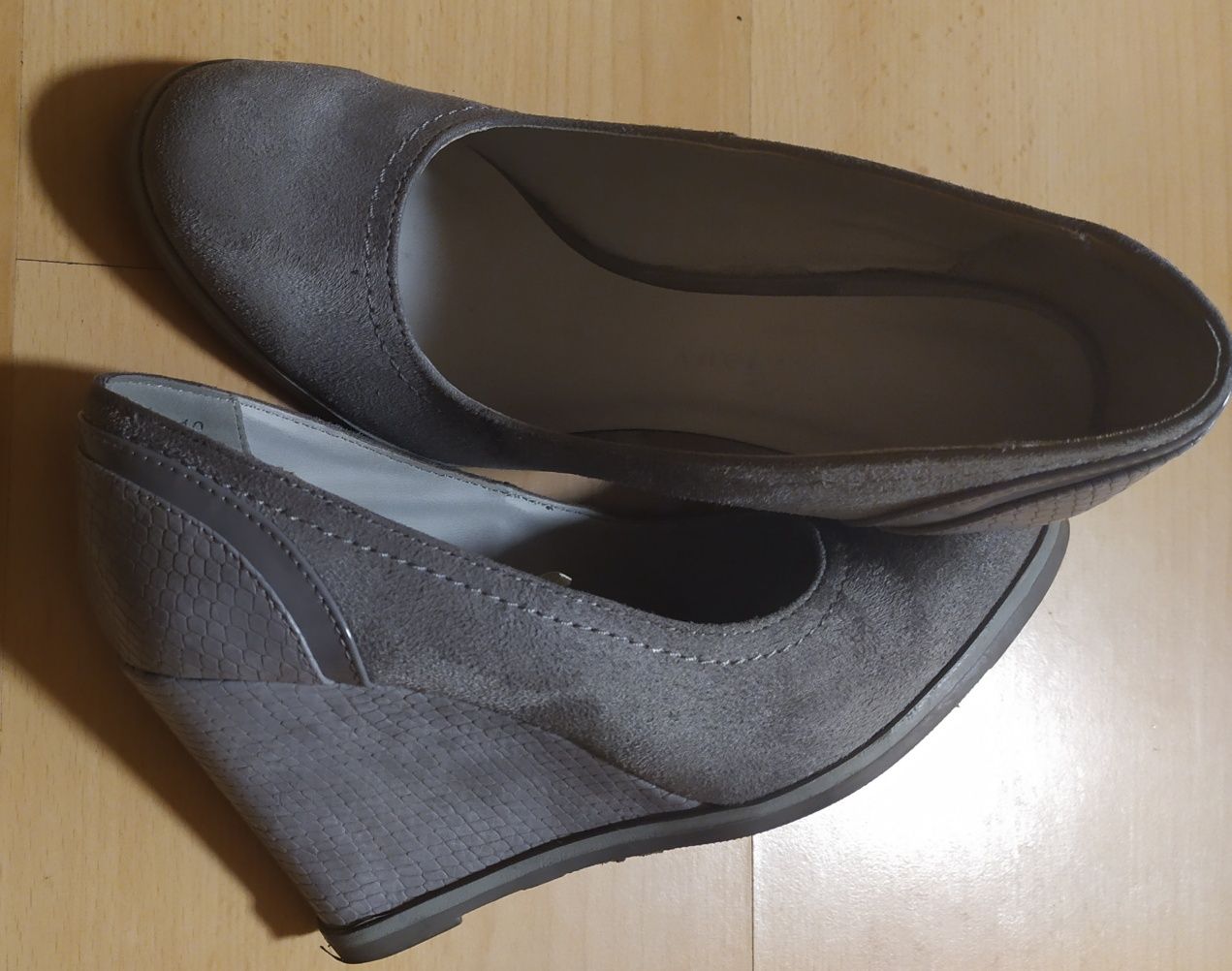Buty rozmiar 36 ccc