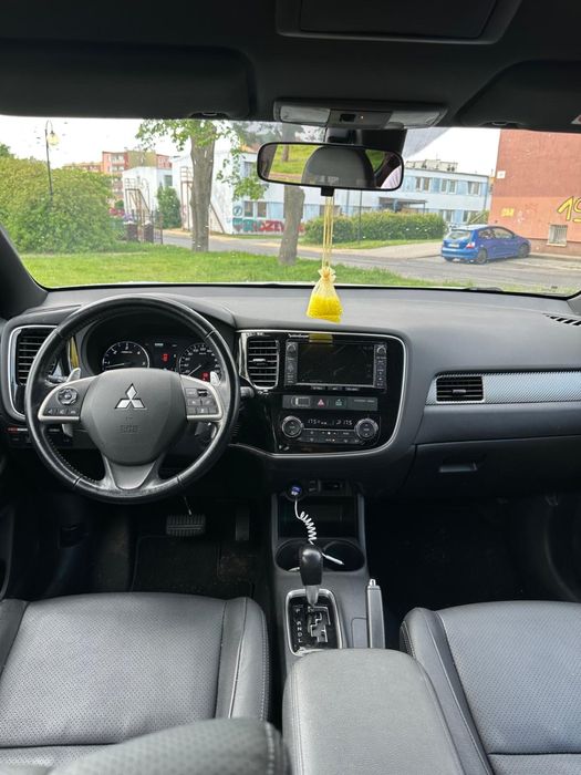 Mitsubishi Outlander -7 osobowy,automat