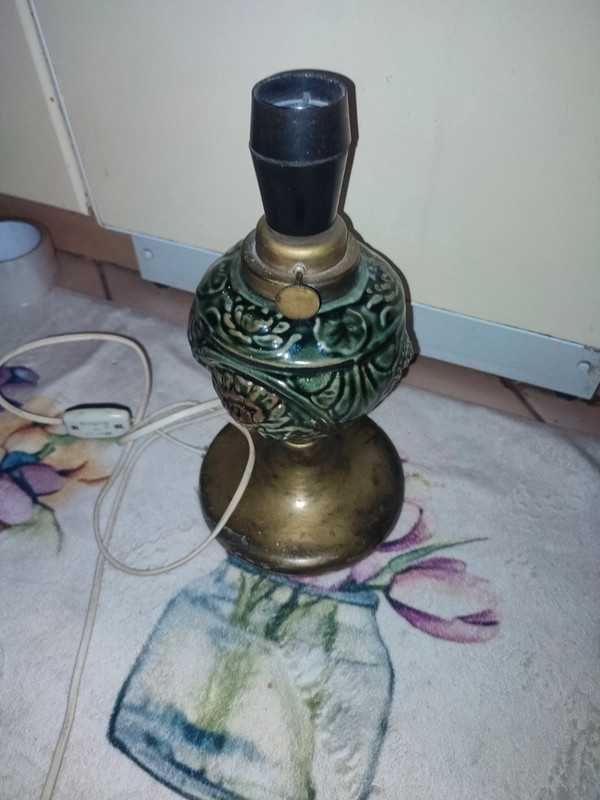 stara lampa z czasów PRL, typ J/4046/1
