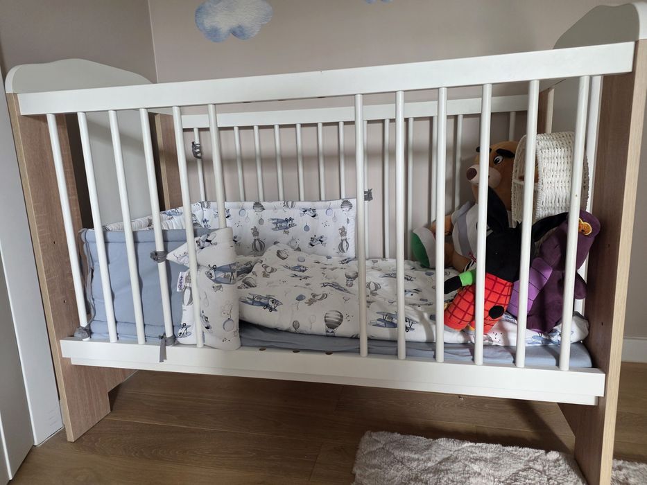 Sprzedam Łózeczko chłopiec/dziewczynka 120/60 materac pościel